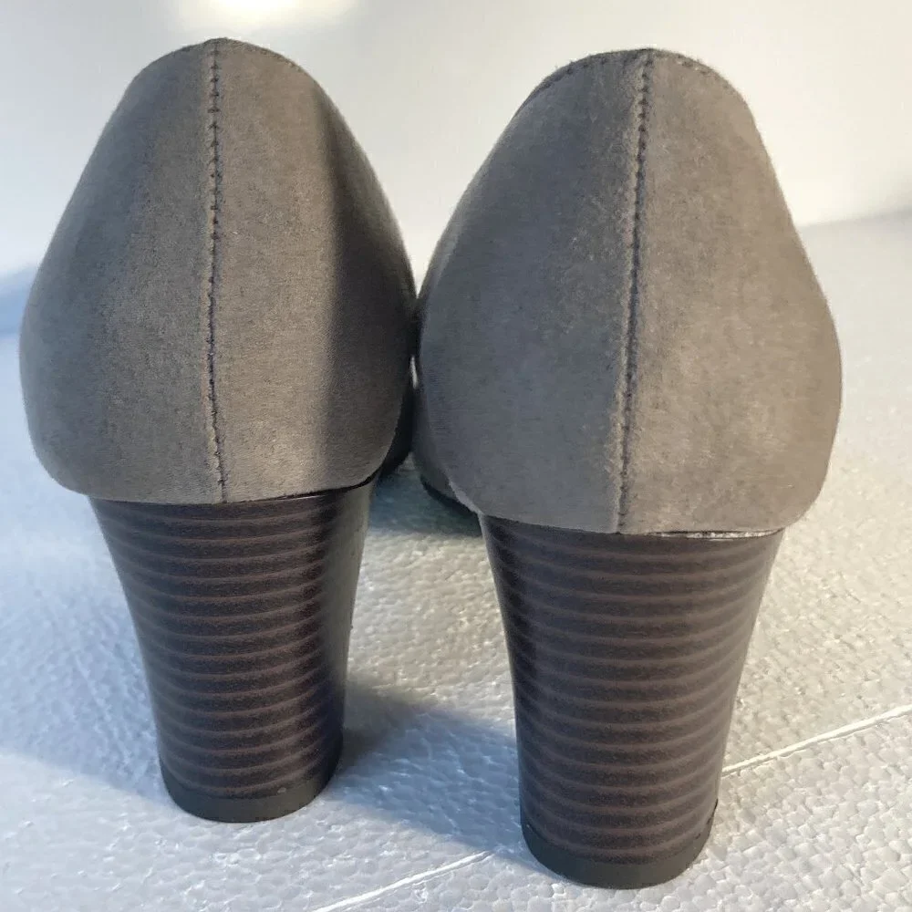 Croft & Barrow Taupe Suede pomp buckle detail vintage inspired office comfort